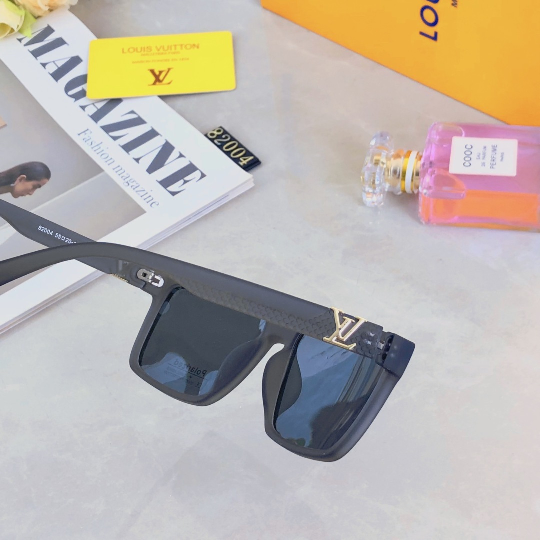 High quality temperament sunscreen sunglasses 3 pcs add : 18030258501 if you need size guide