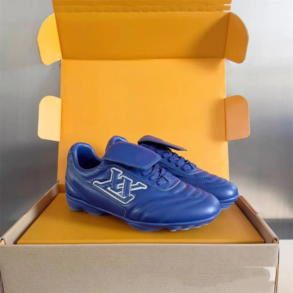 High quality sheepskin football shoes+: 18859952090 if you need size guide