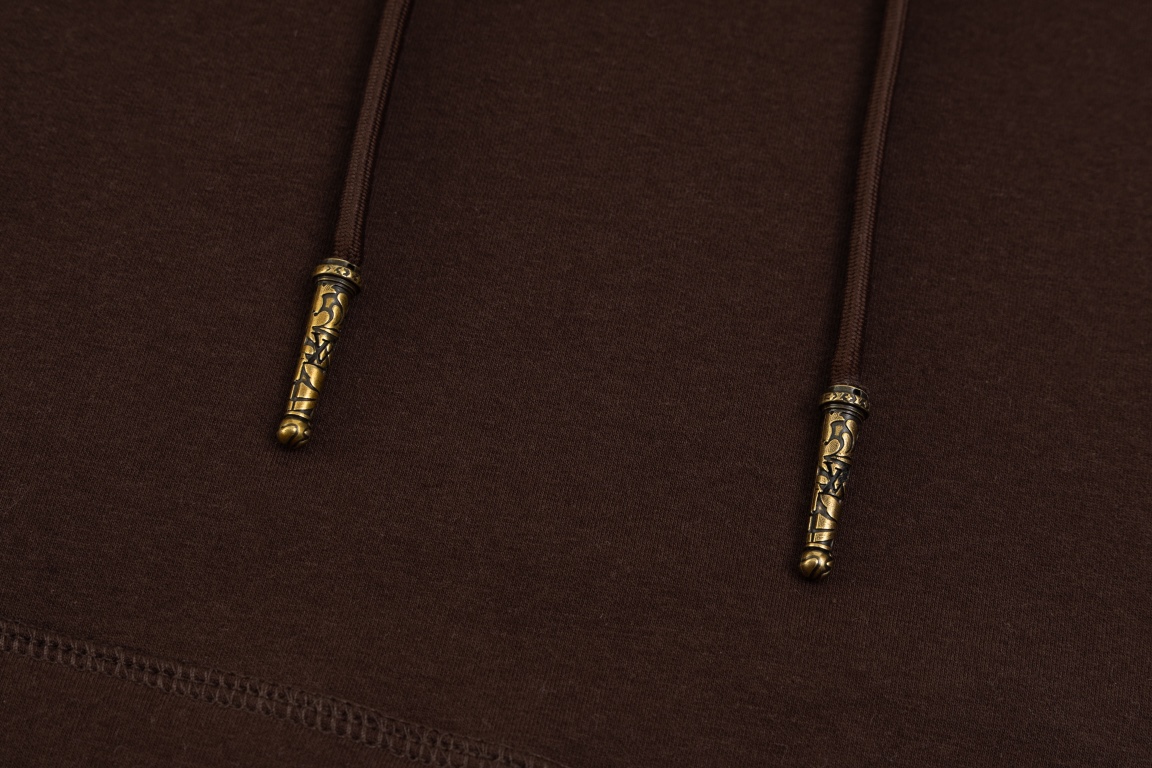High quality fashion embroidered graffiti hoodie 1 pls add : 18859952090 if you need size guide
