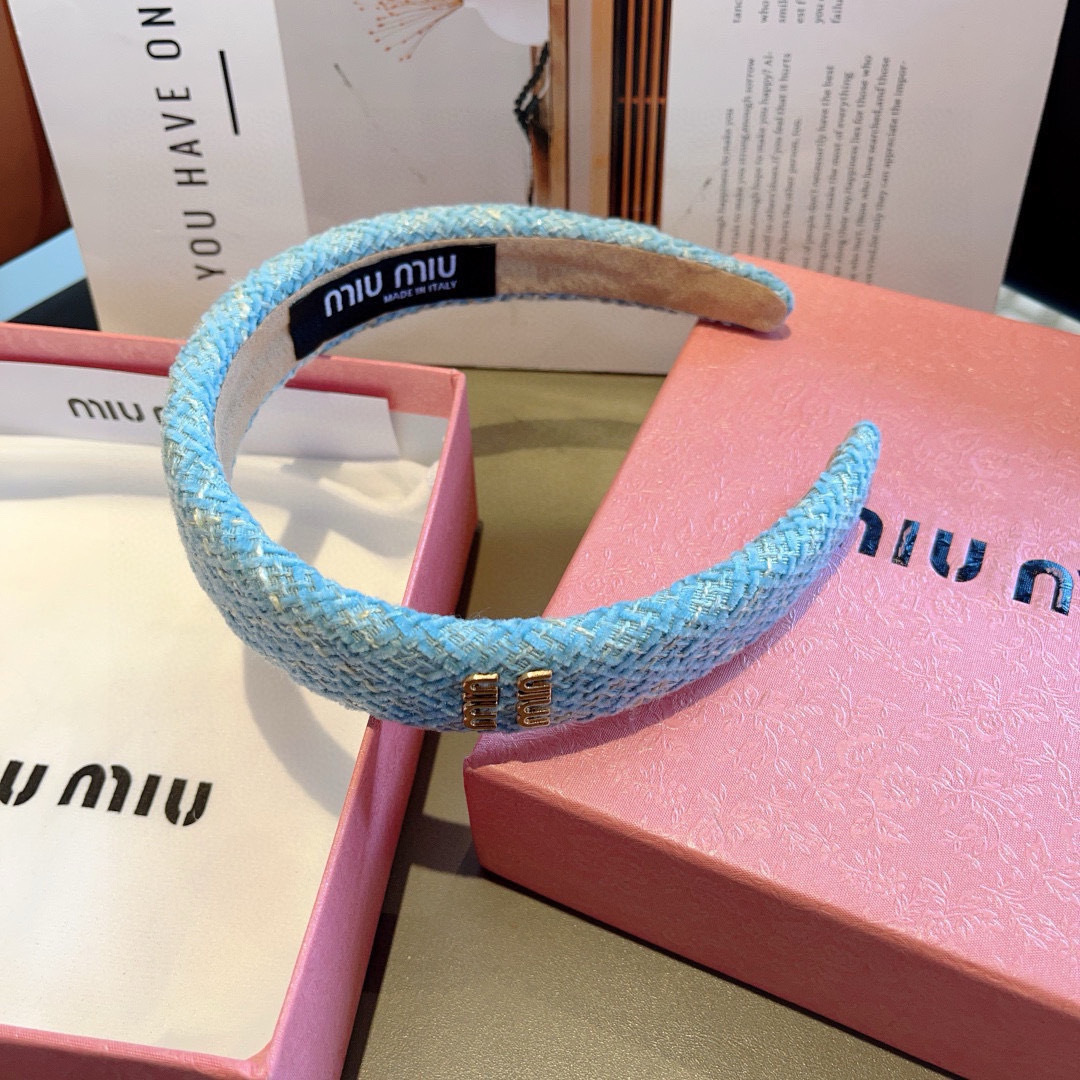 High quality patent leather hair bands, please add : 18030258501 if you need size guide