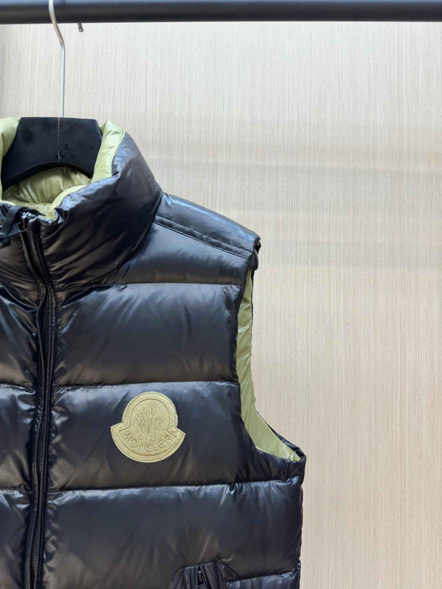 OWN - Casual vest 1