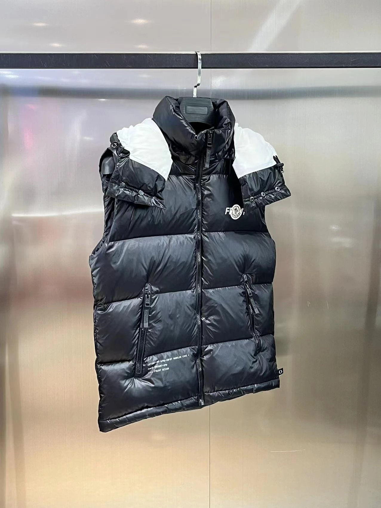 OWN - Casual vest 1