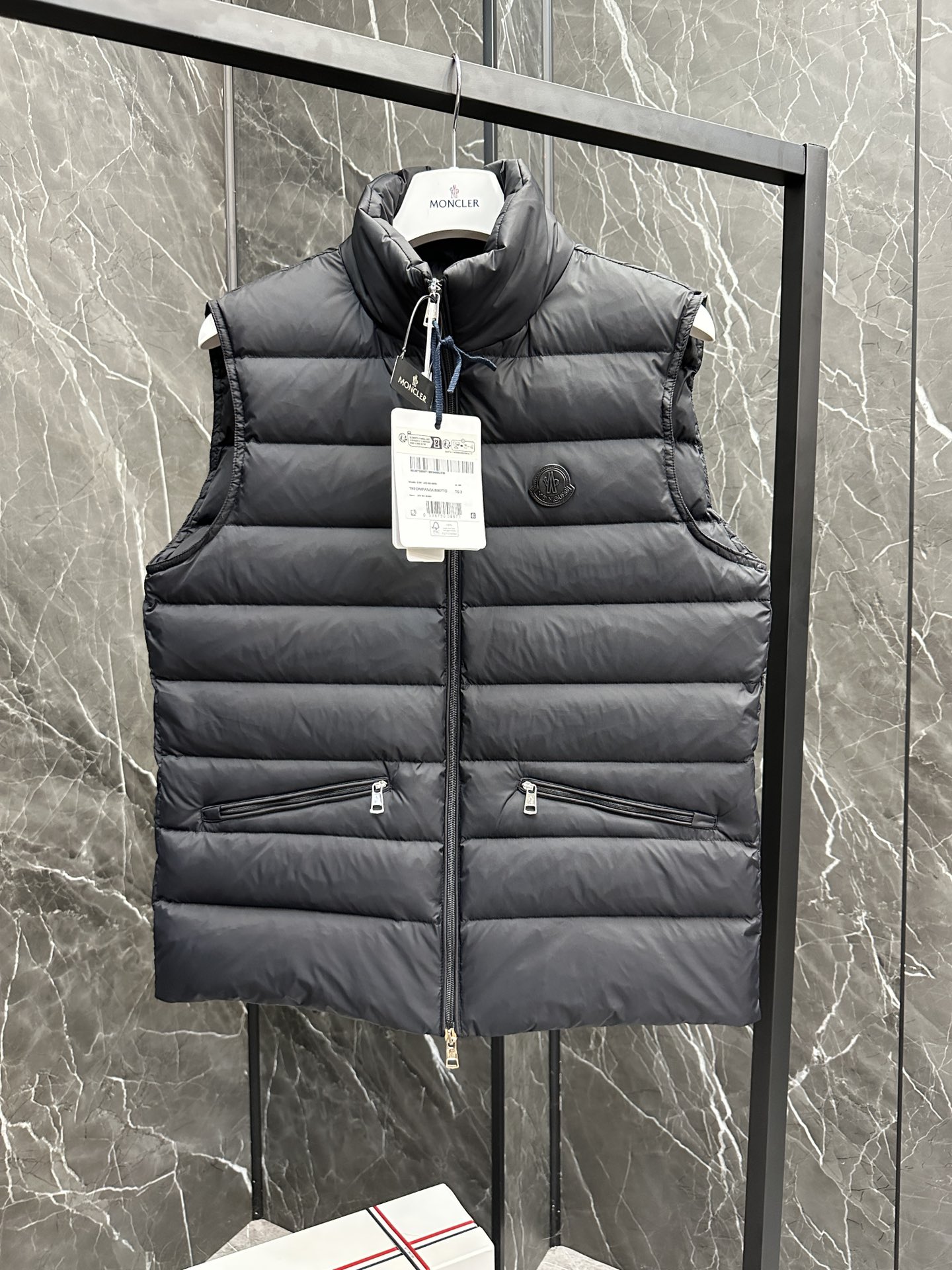 OWN - Casual vest 1