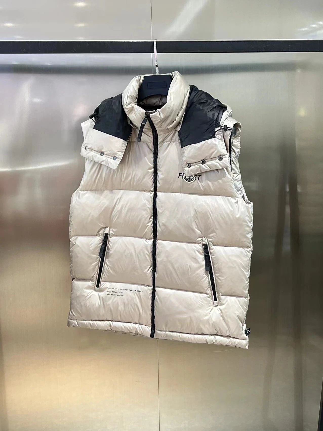 OWN - Casual vest 1