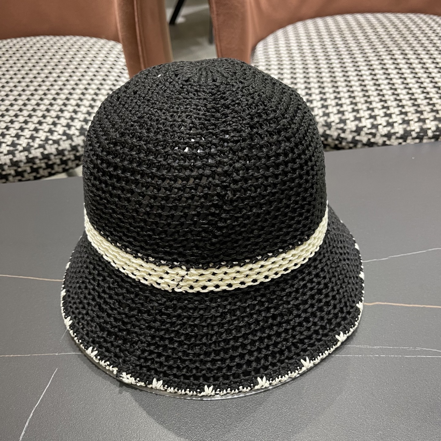 High quality and fashionable sunshade fisherman hat, please add : 18859952090 if you need size guidance