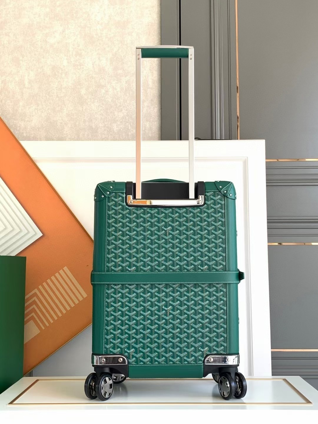 High quality retro style hand-held laptop case