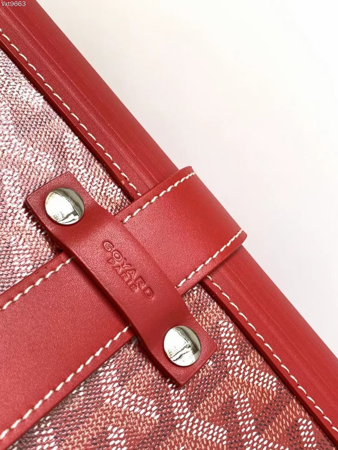 High quality retro style hand-held laptop case