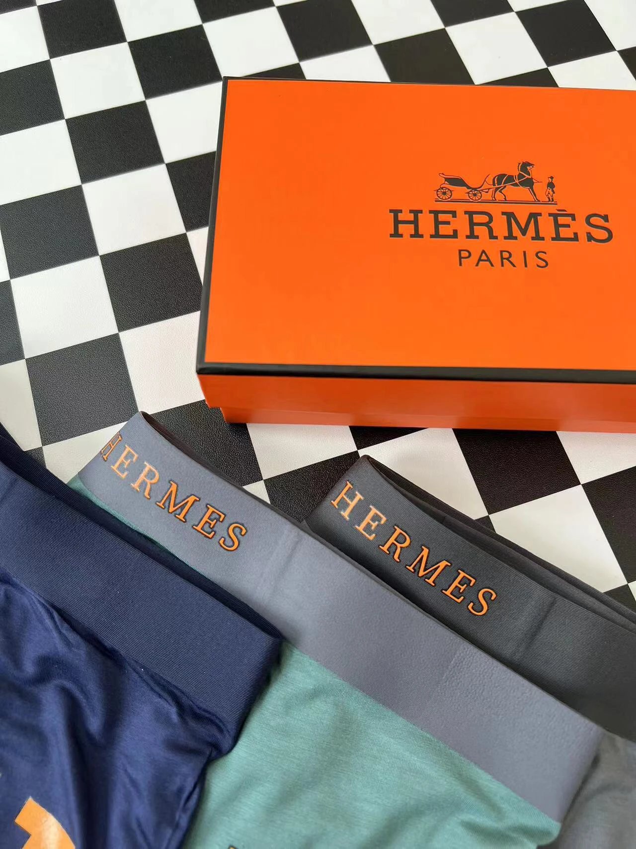 High quality men's underwear in a box of three, with a color selection of 12
