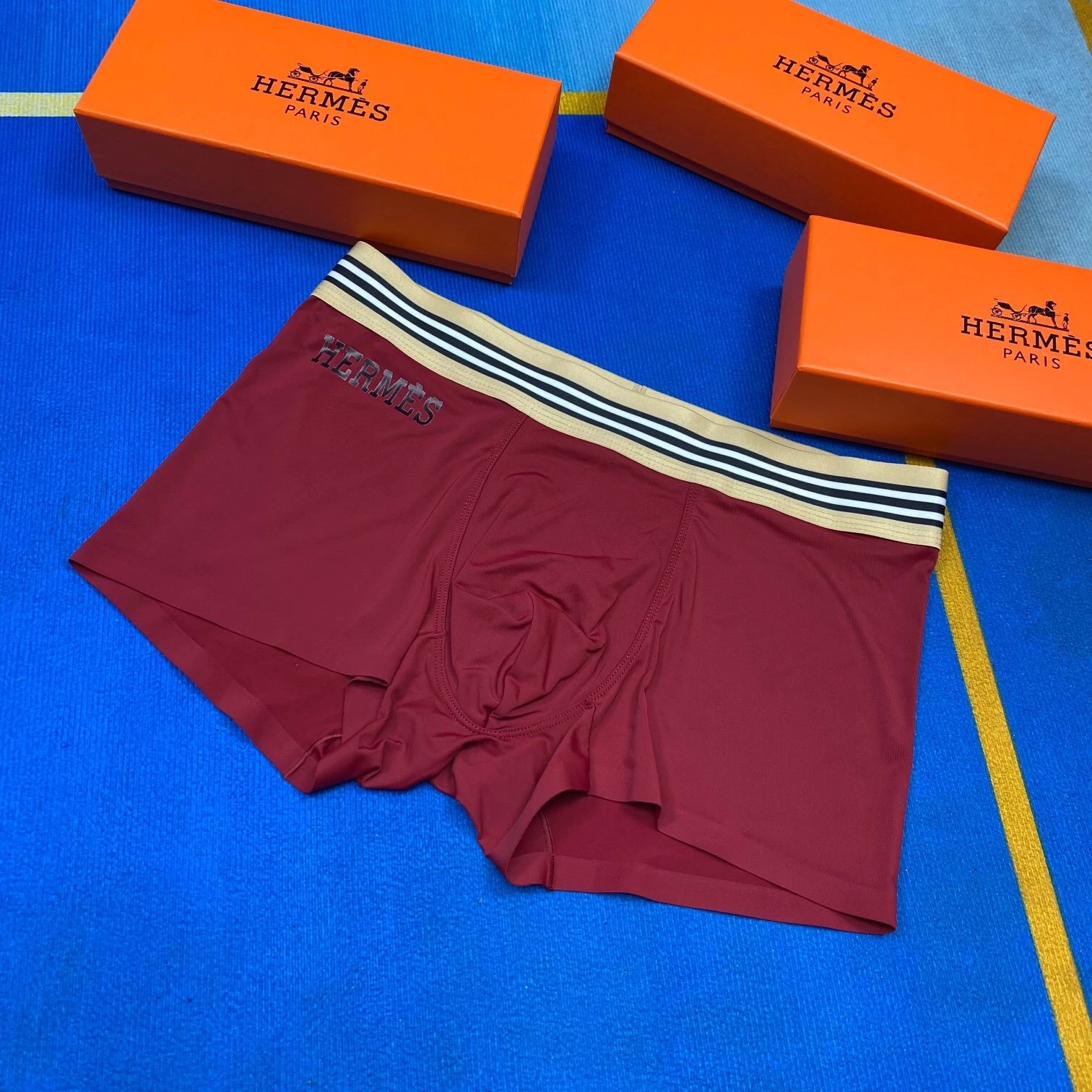 High quality men's underwear in a box of three, with a color selection of 12
