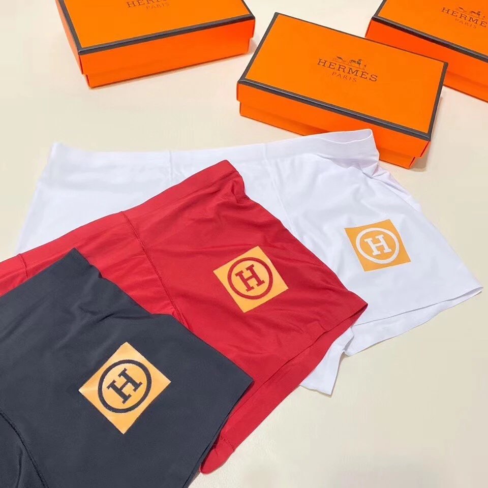 High quality men's underwear in a box of three, with a color selection of 12