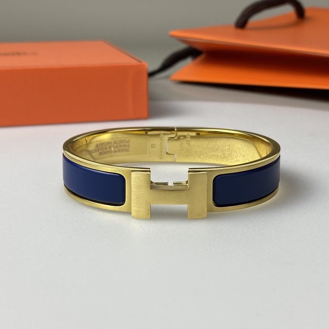 High quality enamel bracelet