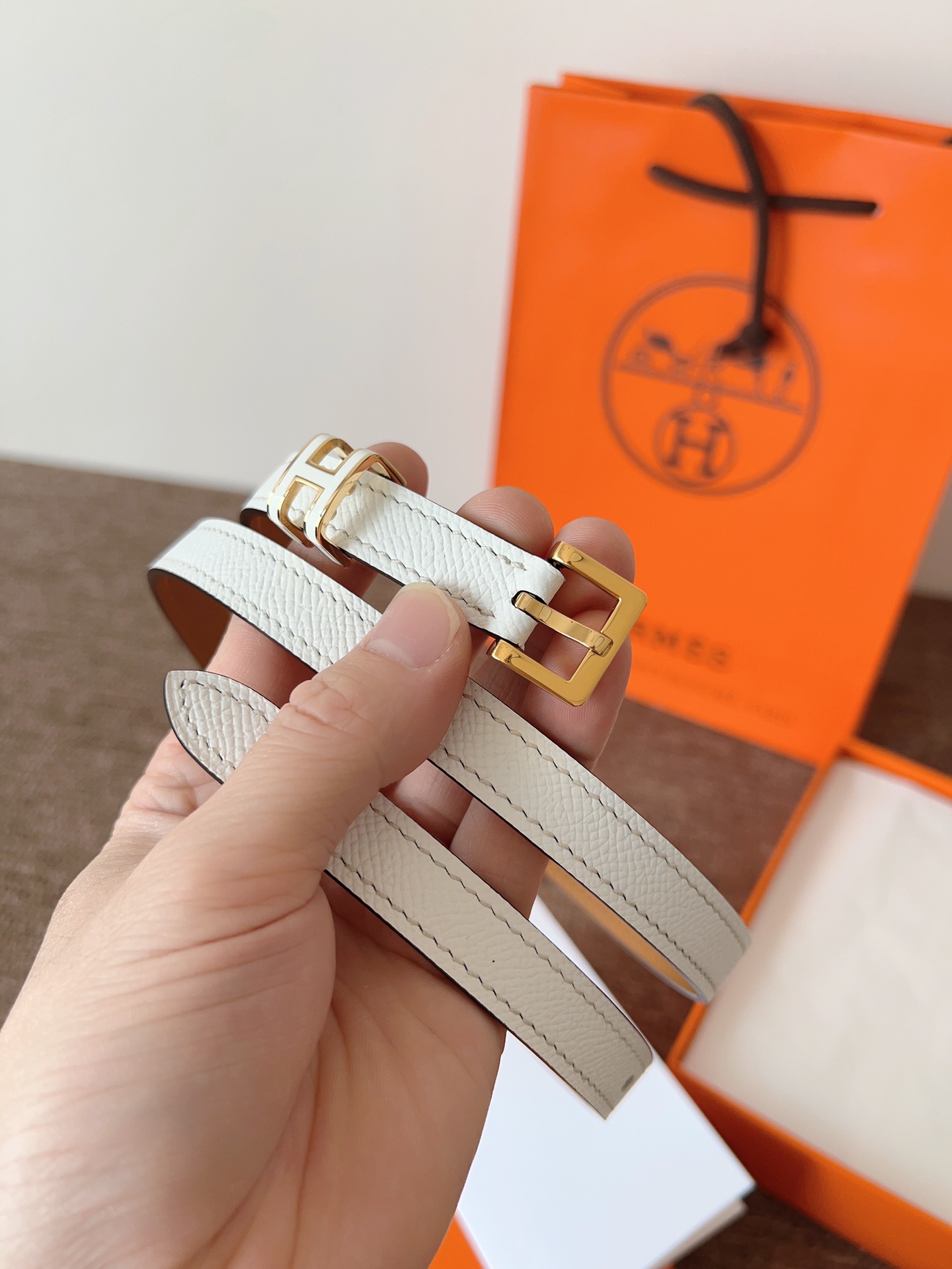 High quality, simple and refined women's waist belt 3 pcs add : 18859952090 if you need size guide