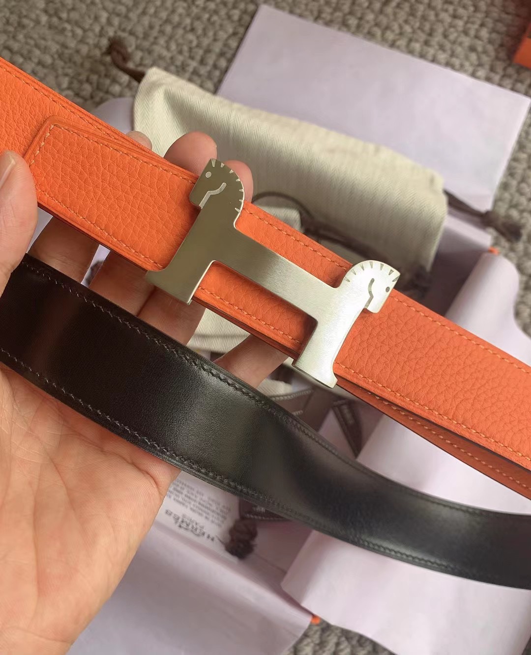 High quality, simple and refined women's waist belt 3 pcs add : 18859952090 if you need size guide