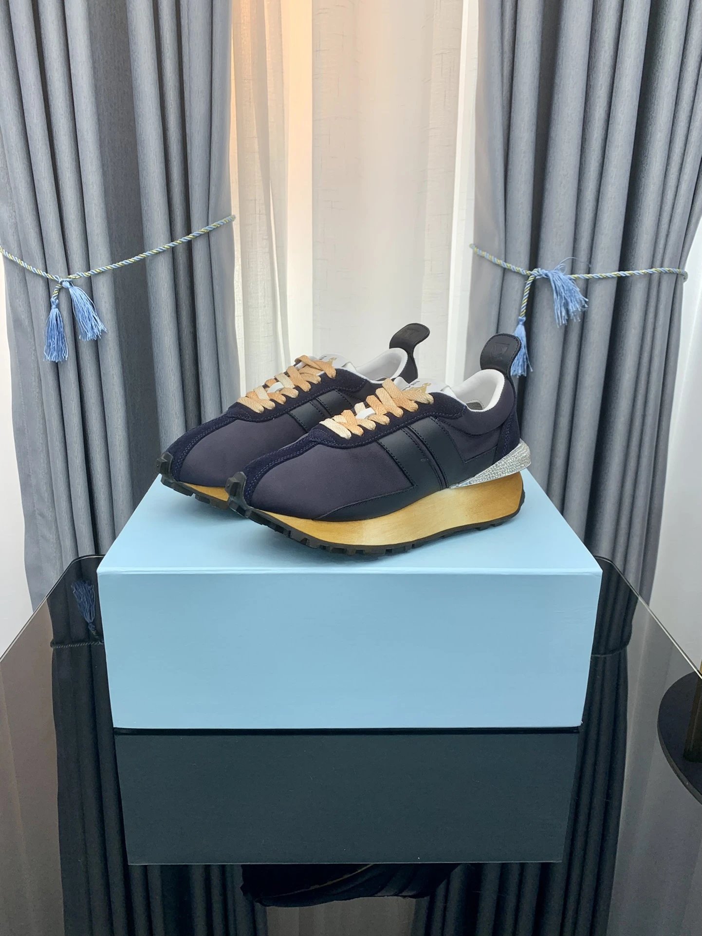 High quality shoes 001-XW