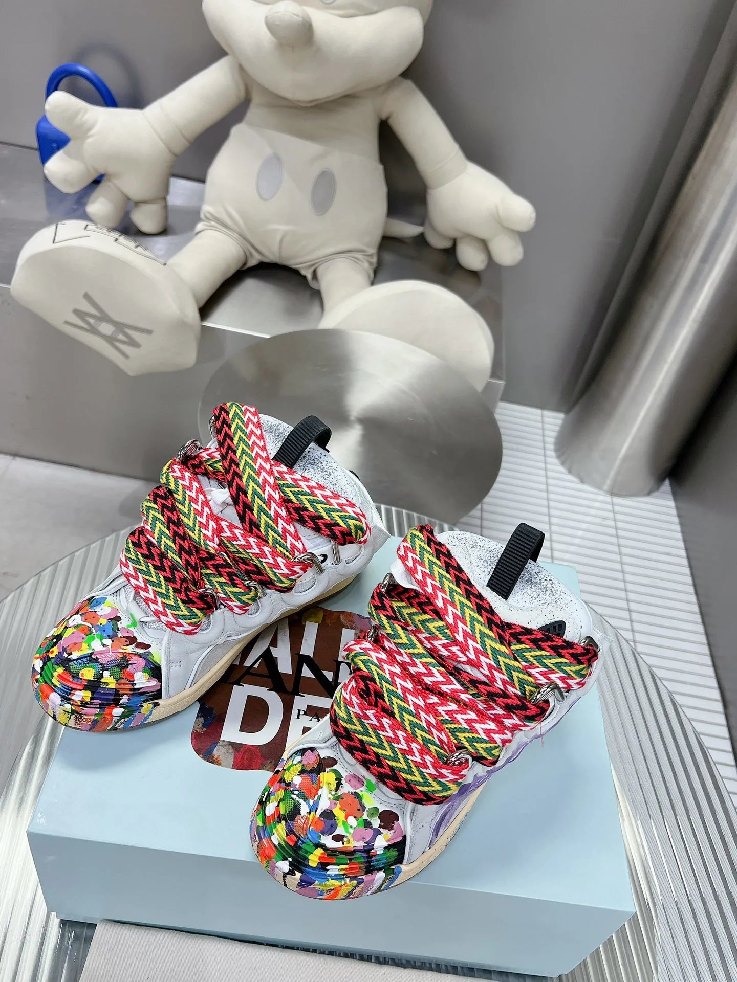 High quality shoes 001-XW