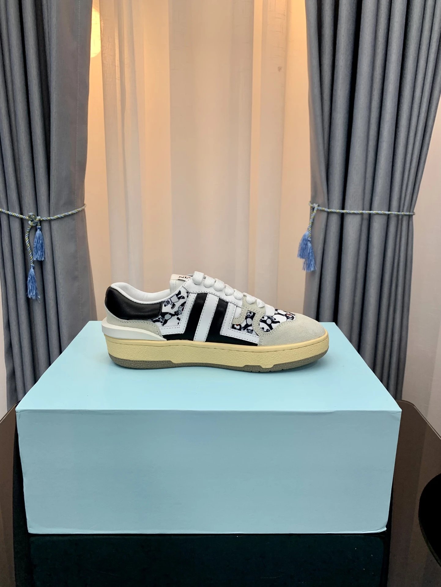 Freps - High Quality Shoes 001