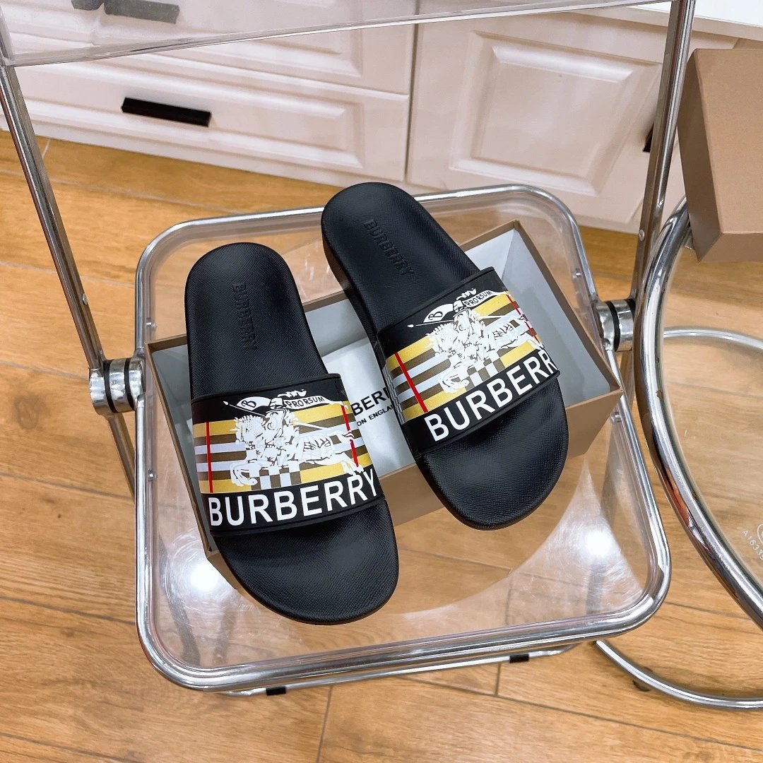 High quality casual slippers