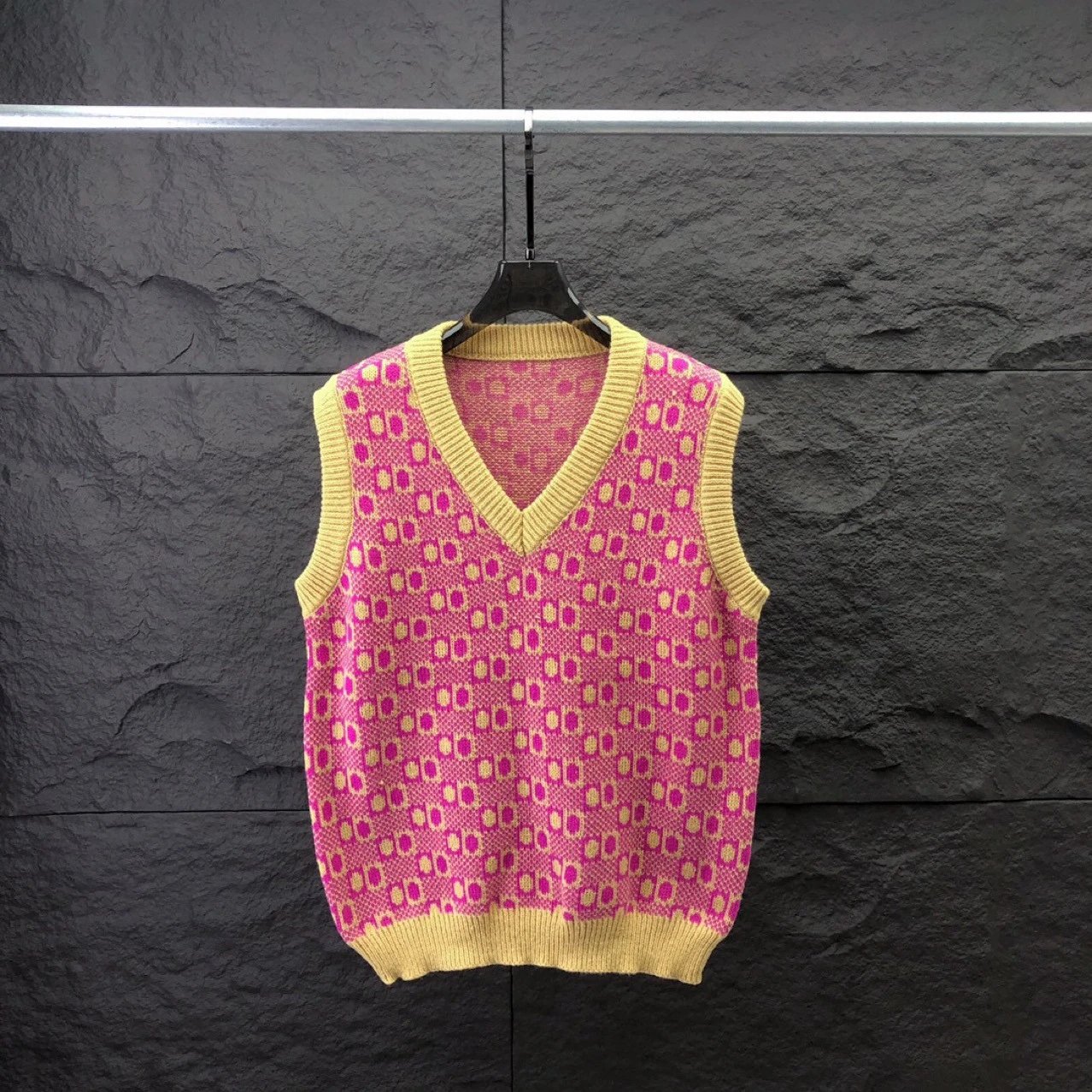 High quality short sleeved stand up collar knitted sweater, please add : 18030258501 if you need size guide