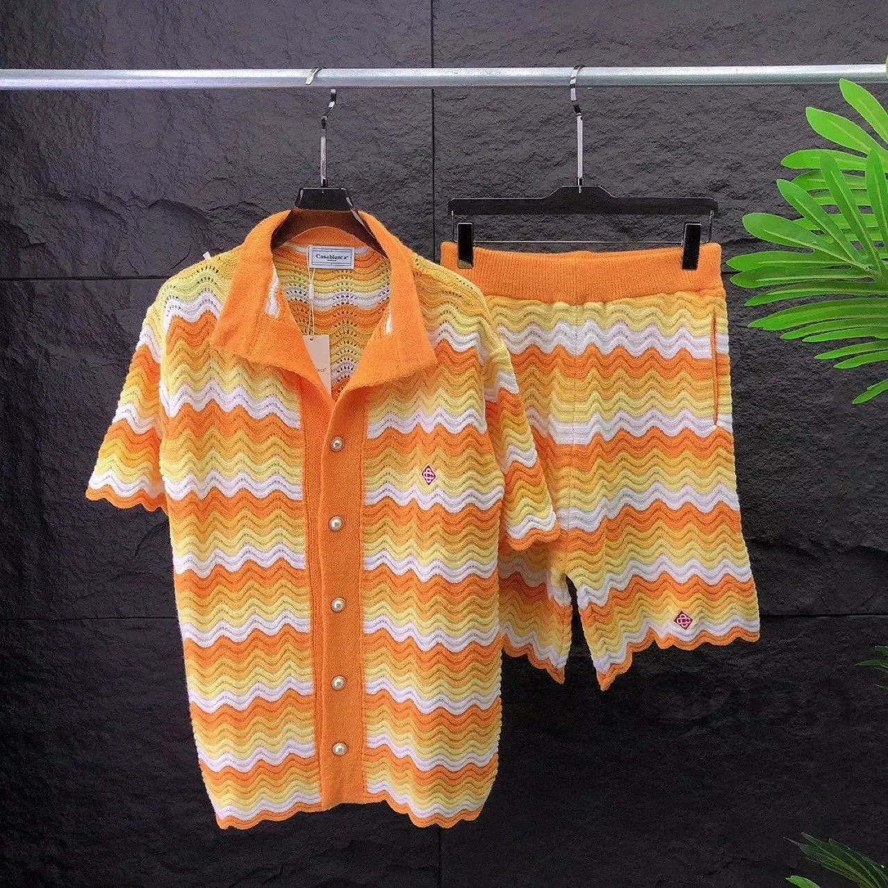 High quality short sleeved stand up collar knitted sweater set, please add : 18030258501 if you need size guide