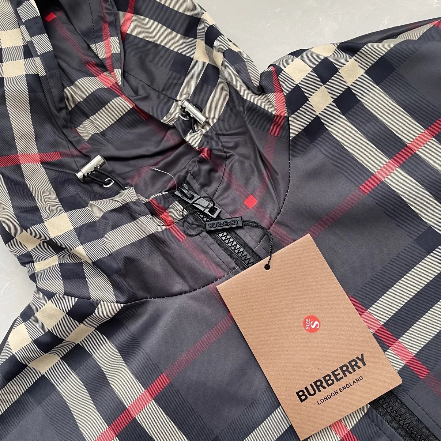 High quality checkered hooded jacket