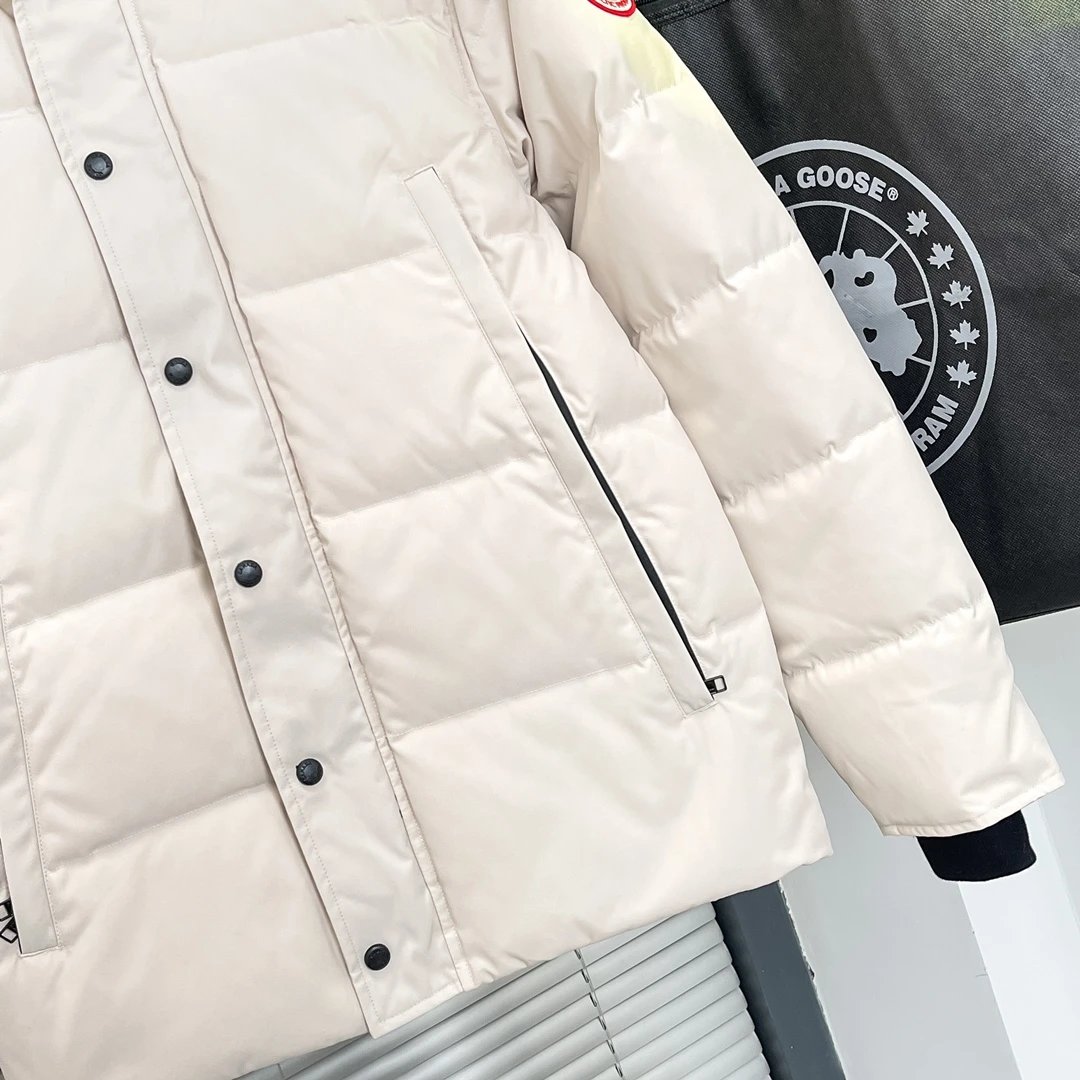 Winter hooded down jacket