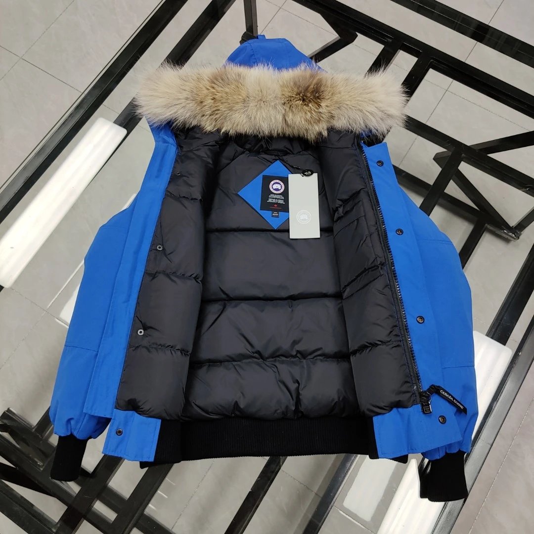 Winter zipper hooded down jacket
