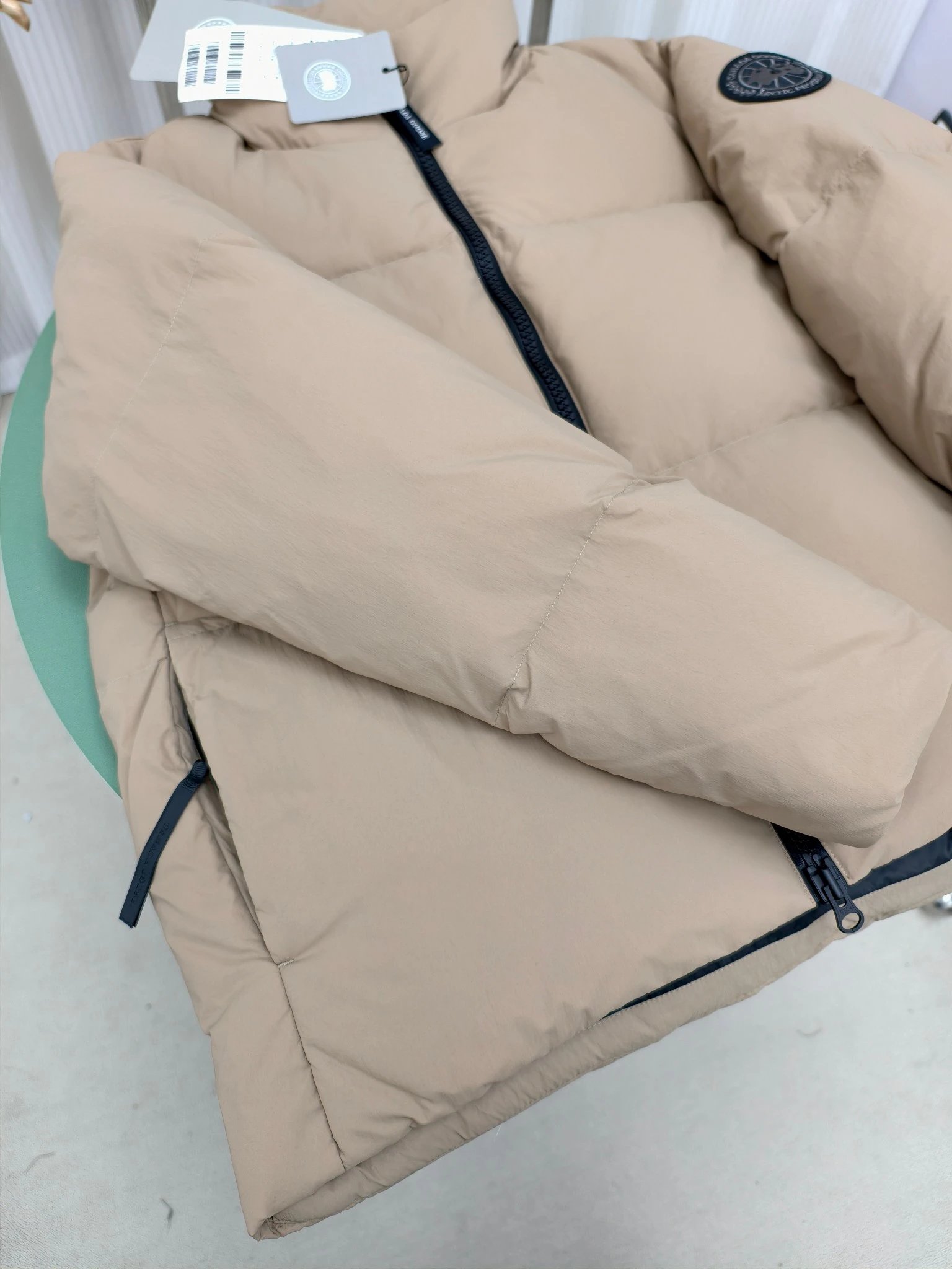 Winter stand up collar zipper down jacket