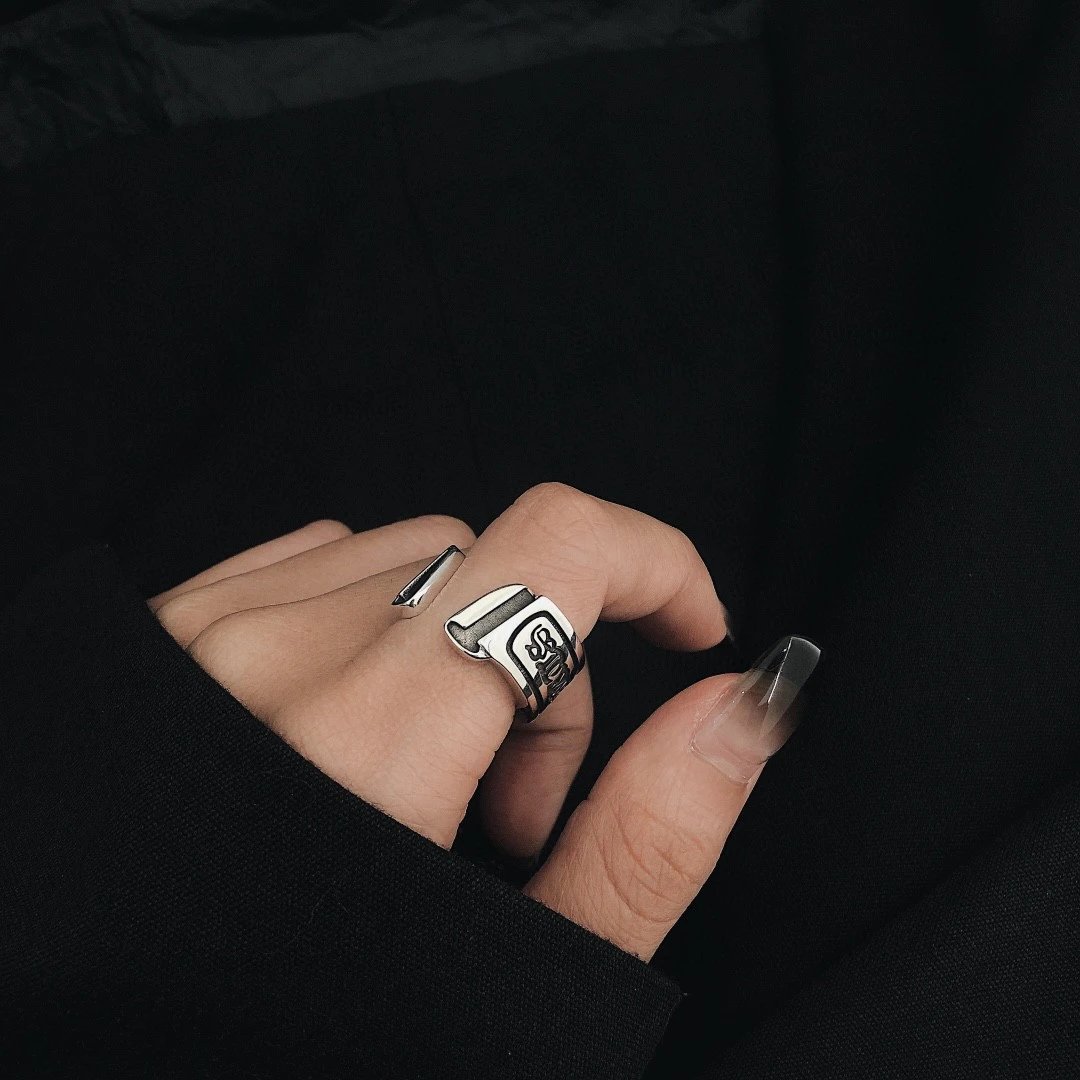 High quality Croheart Dagger Scroll Ring