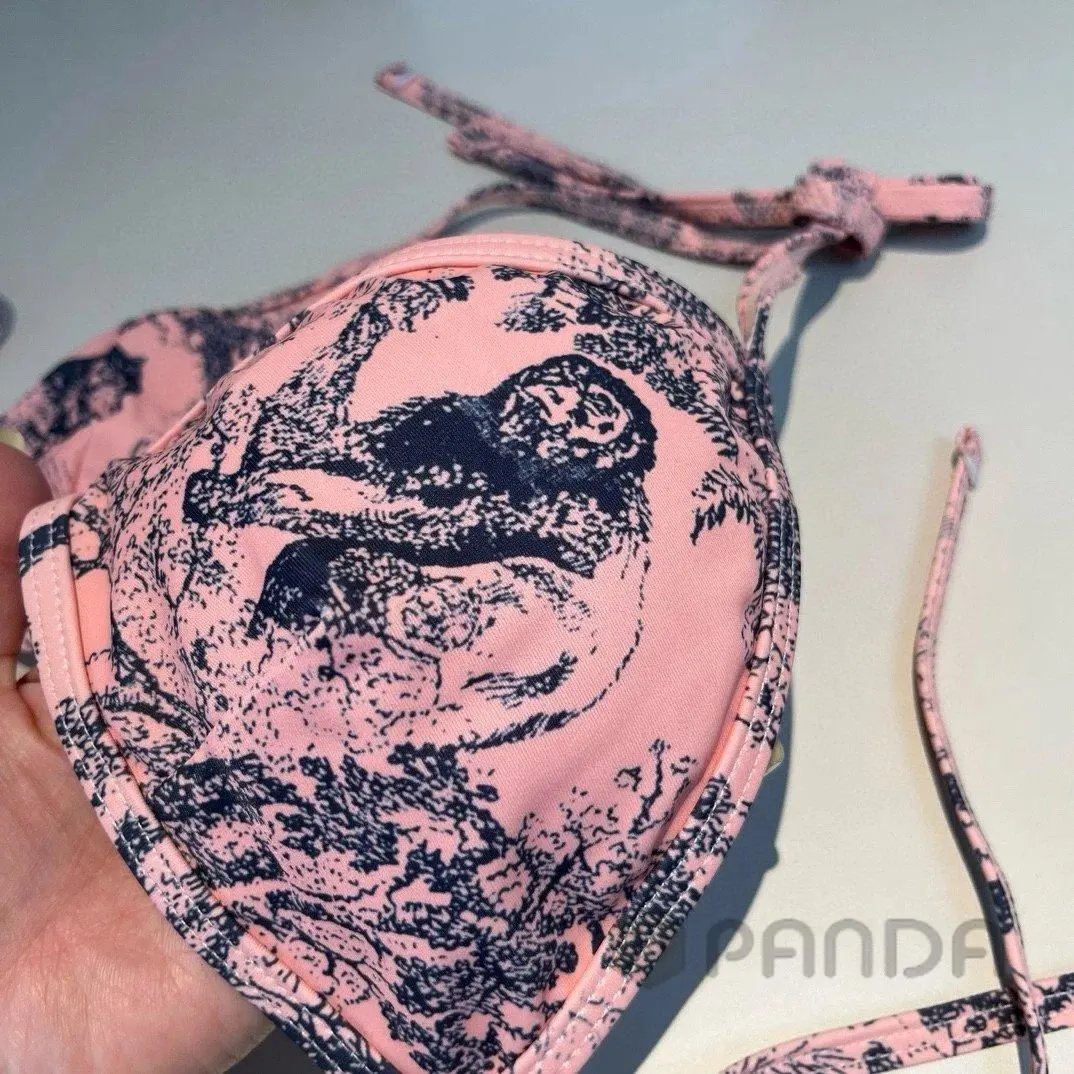 High quality classic bikini set pls add : 18030258501 if you need size guide