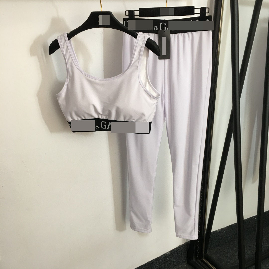 High quality sports high waist and hip lifting yoga pants set, please add : 18859952090 if you need size guide