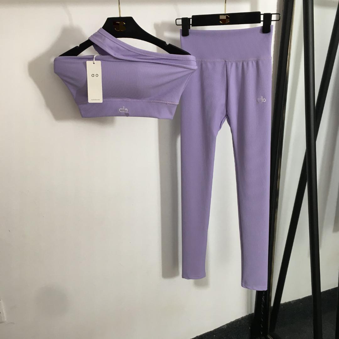 High quality sports high waist and hip lifting yoga pants set, please add : 18859952090 if you need size guide