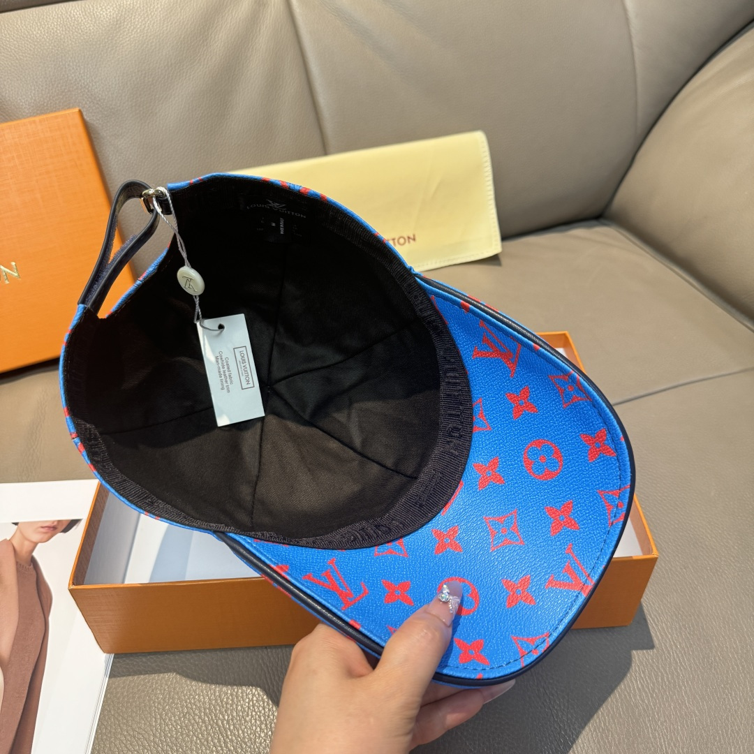 High quality and fashionable baseball cap new 5 pcs add : 18859952090 if you need size guide