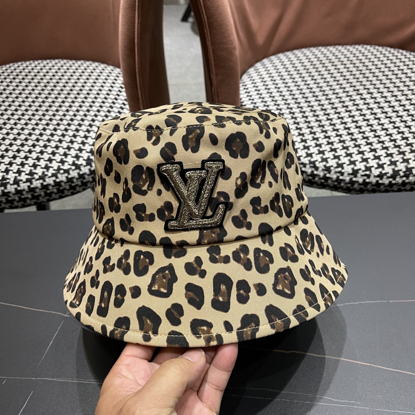 High quality and fashionable sunshade fisherman hat 2 pcs add : 18859952090 if you need size guide