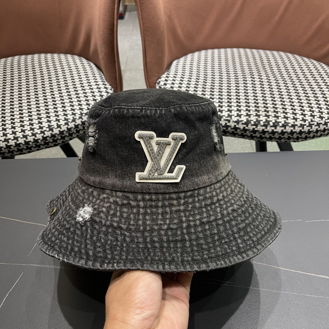 High quality and fashionable sunshade fisherman hat 2 pcs add : 18859952090 if you need size guide