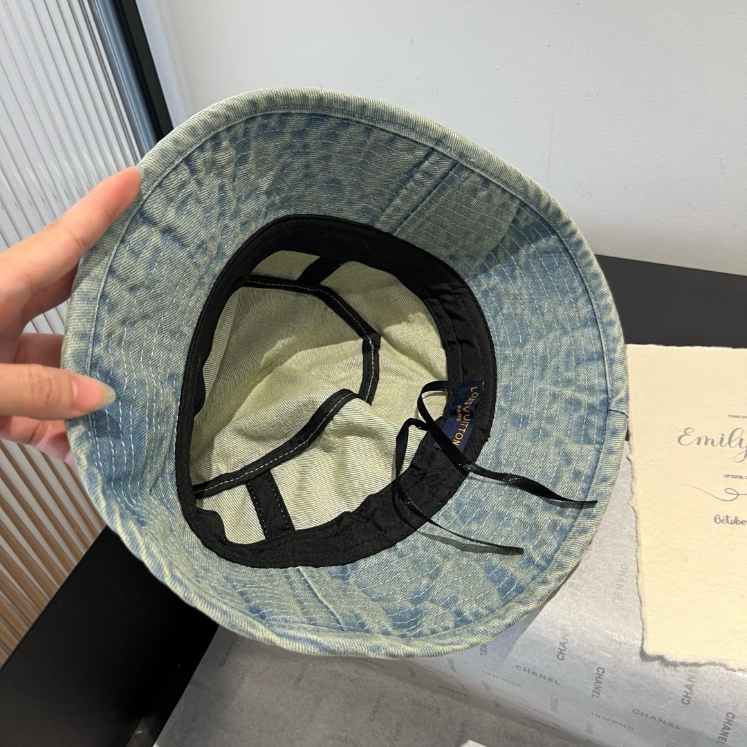 High quality and fashionable sunshade fisherman hat 2 pcs add : 18859952090 if you need size guide