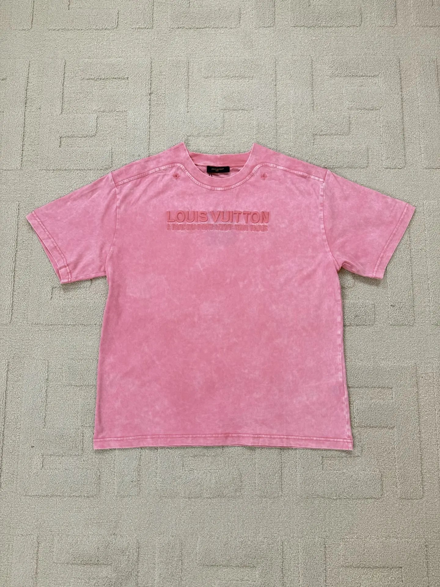 High quality women's chain printed short sleeves, please add : 18859952090 if you need size guidance