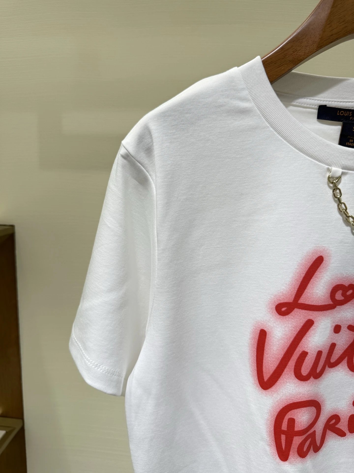 High quality women's chain printed short sleeves, please add : 18859952090 if you need size guidance
