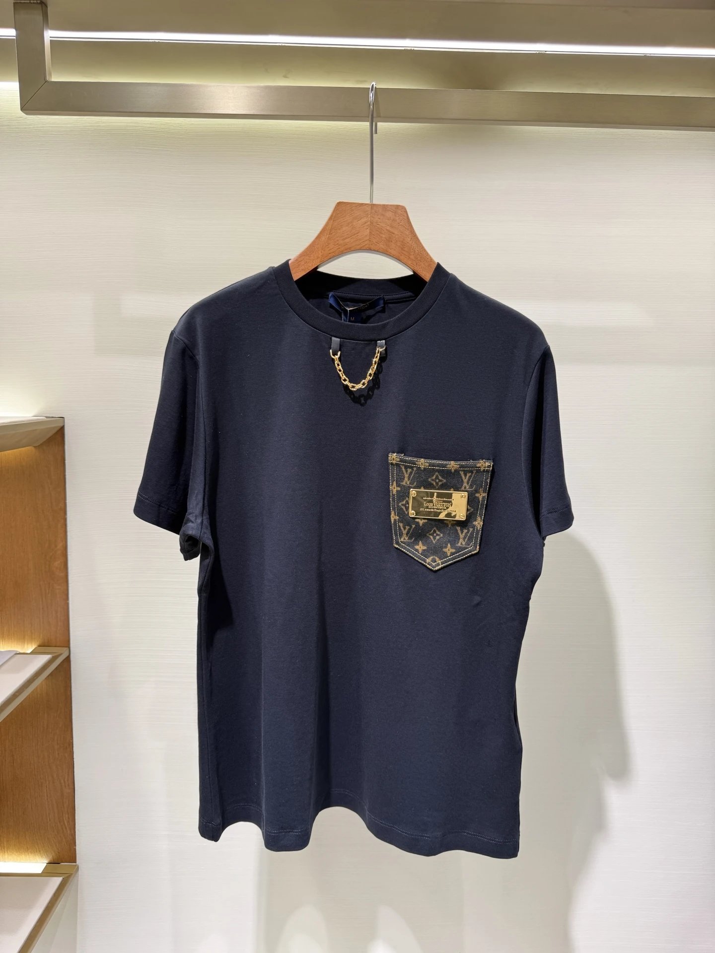 High quality women's chain printed short sleeves, please add : 18859952090 if you need size guidance