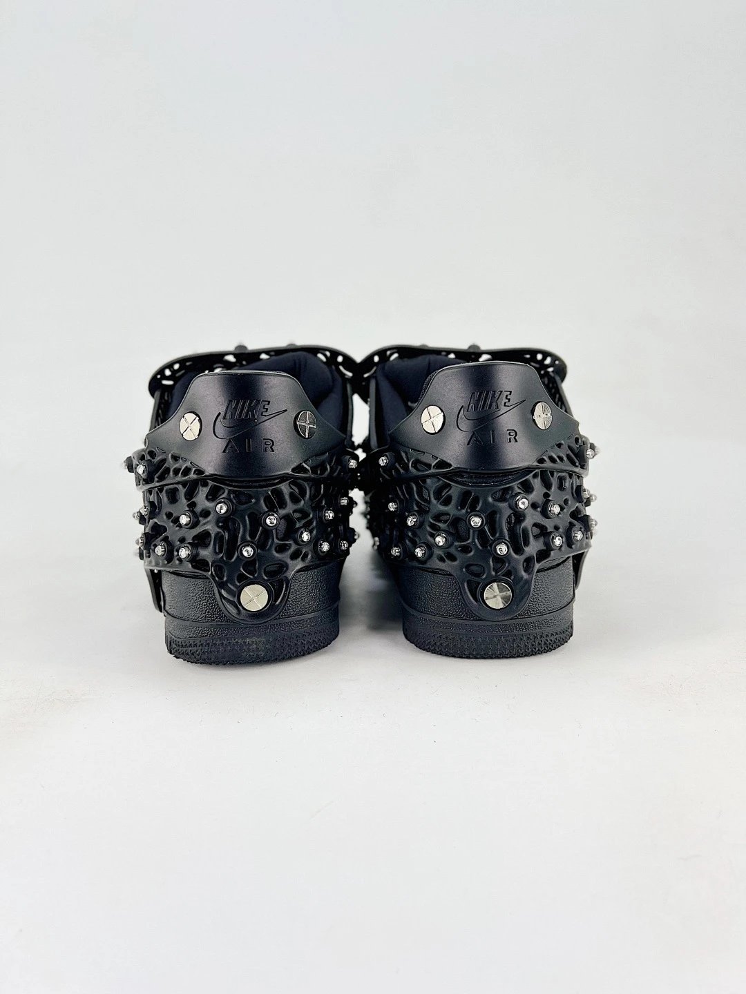 High quality crystal co branded fashionable low top board shoes