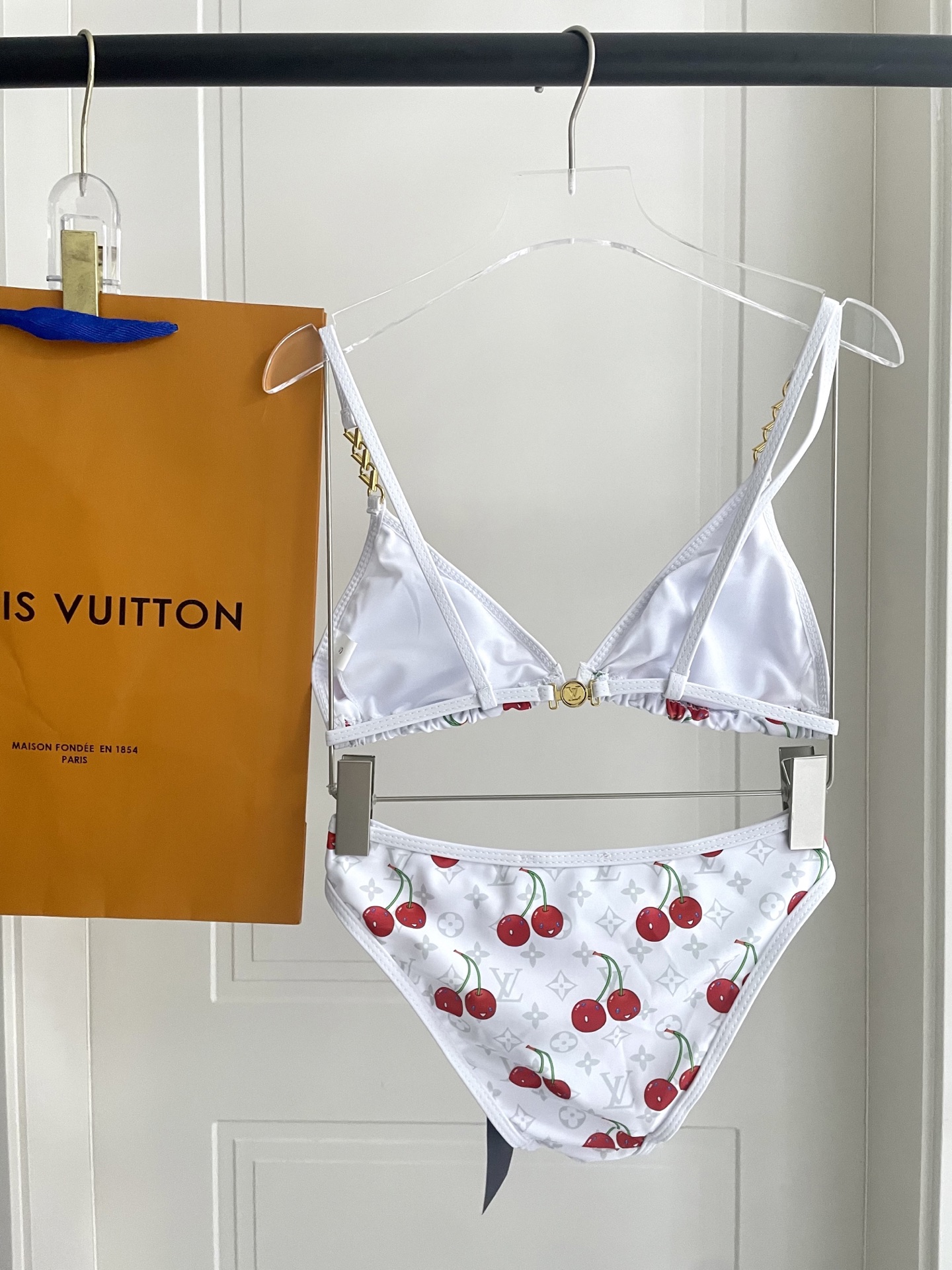 High quality bikini set 6pcs add : 18859952090 if you need size guide