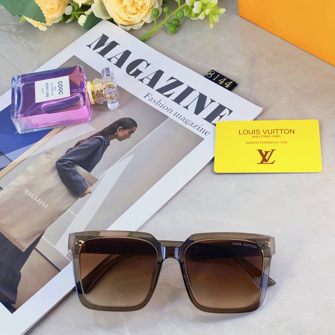 High quality temperament sunscreen sunglasses 1 pls add : 18030258501 if you need size guide