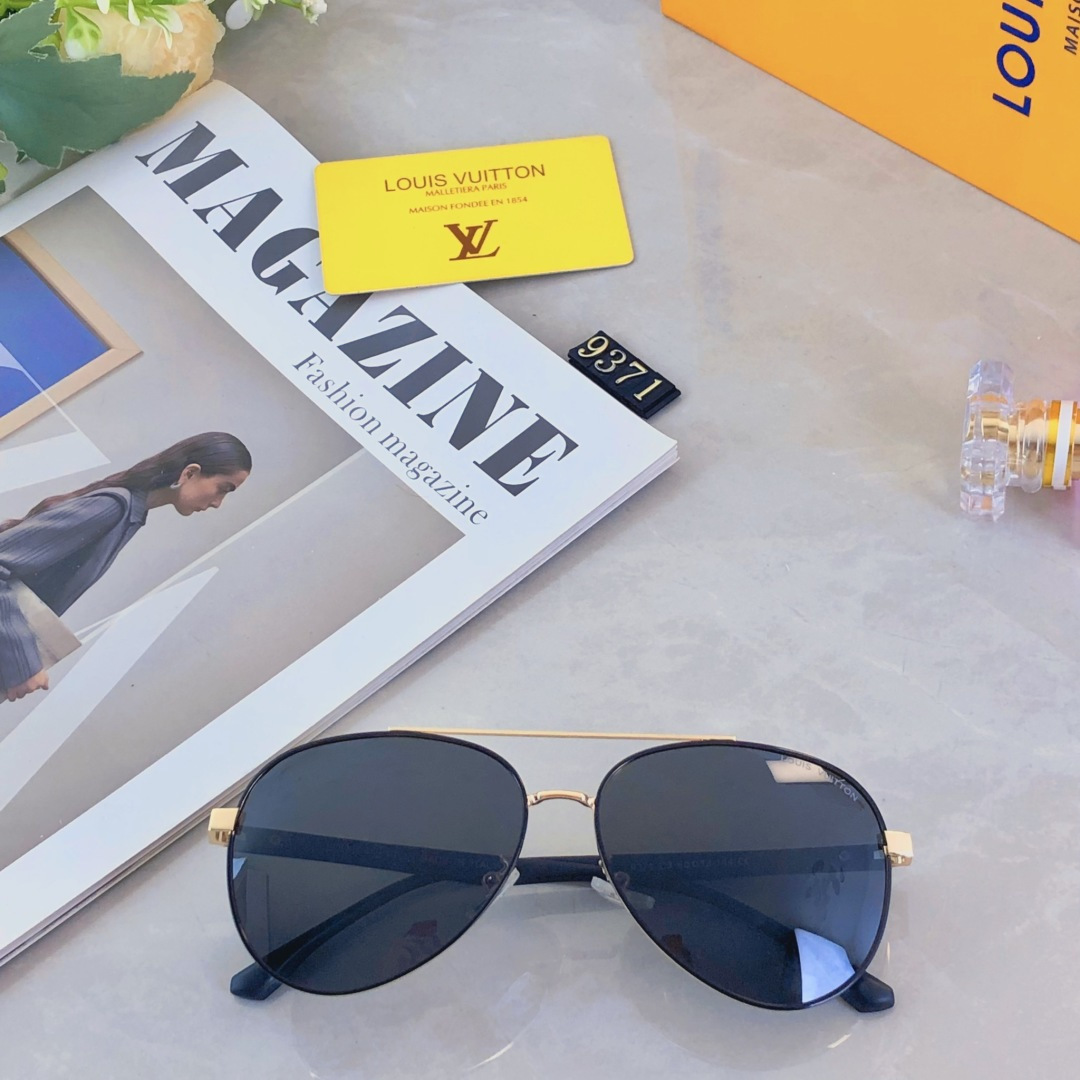 High quality temperament sunscreen sunglasses 1 pls add : 18030258501 if you need size guide