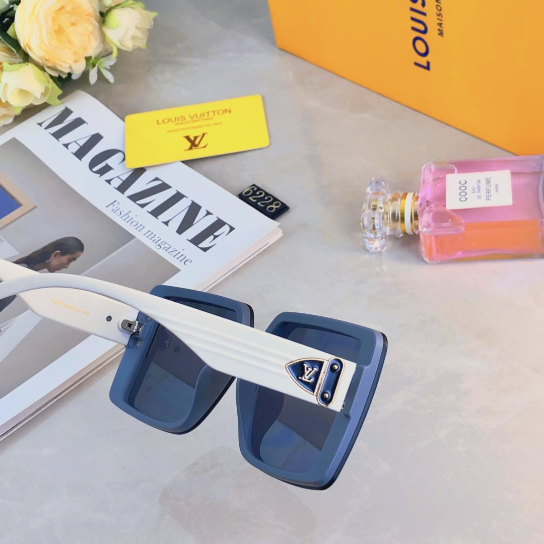 High quality temperament sunscreen sunglasses 1 pls add : 18030258501 if you need size guide