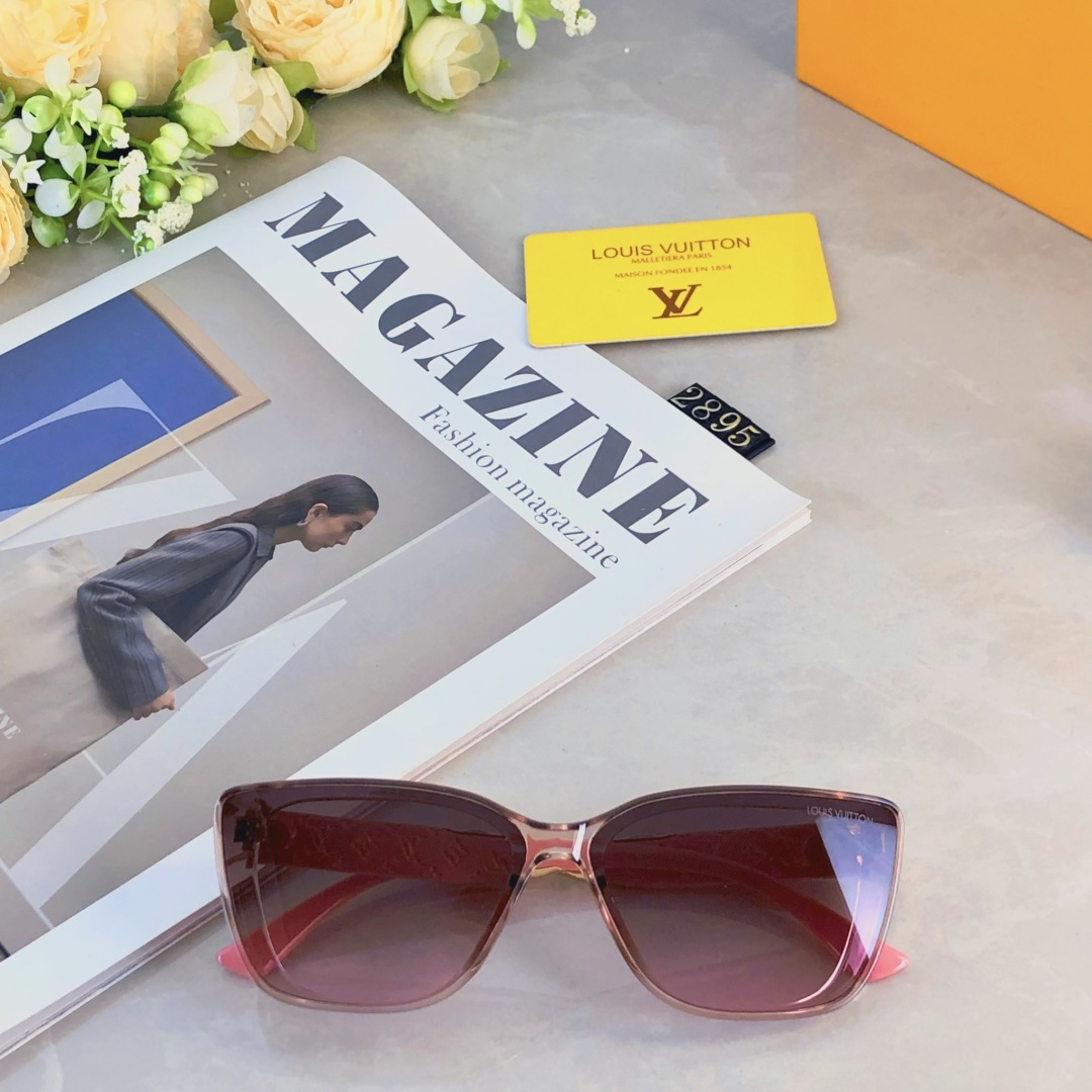 High quality temperament sunscreen sunglasses 2 pcs add : 18030258501 if you need size guide