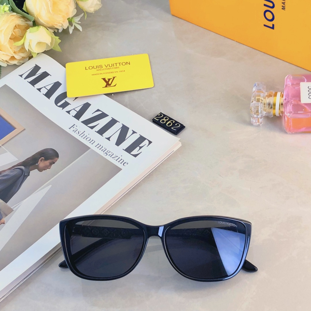 High quality temperament sunscreen sunglasses 2 pcs add : 18030258501 if you need size guide