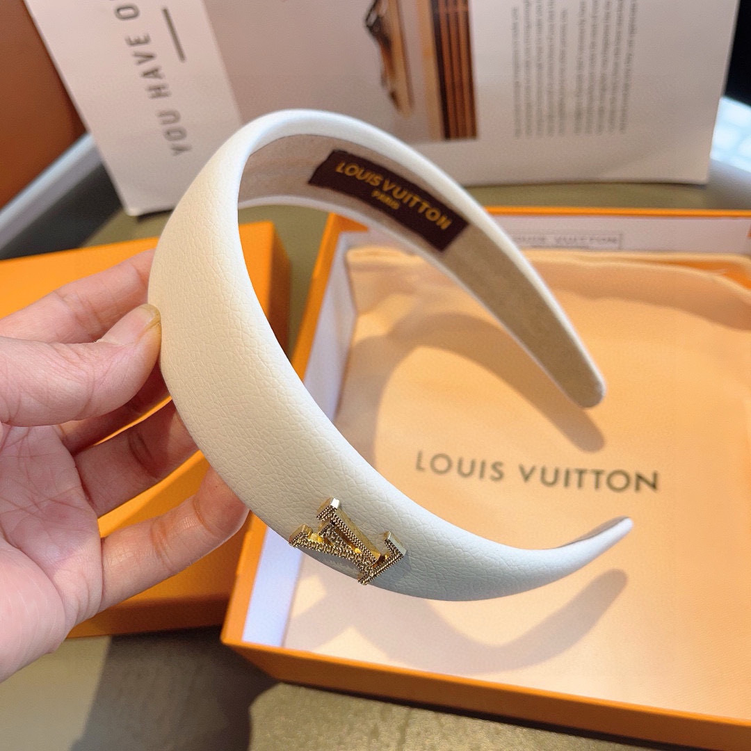 High quality fashionable and versatile headband, please add : 18859952090 if you need size guide