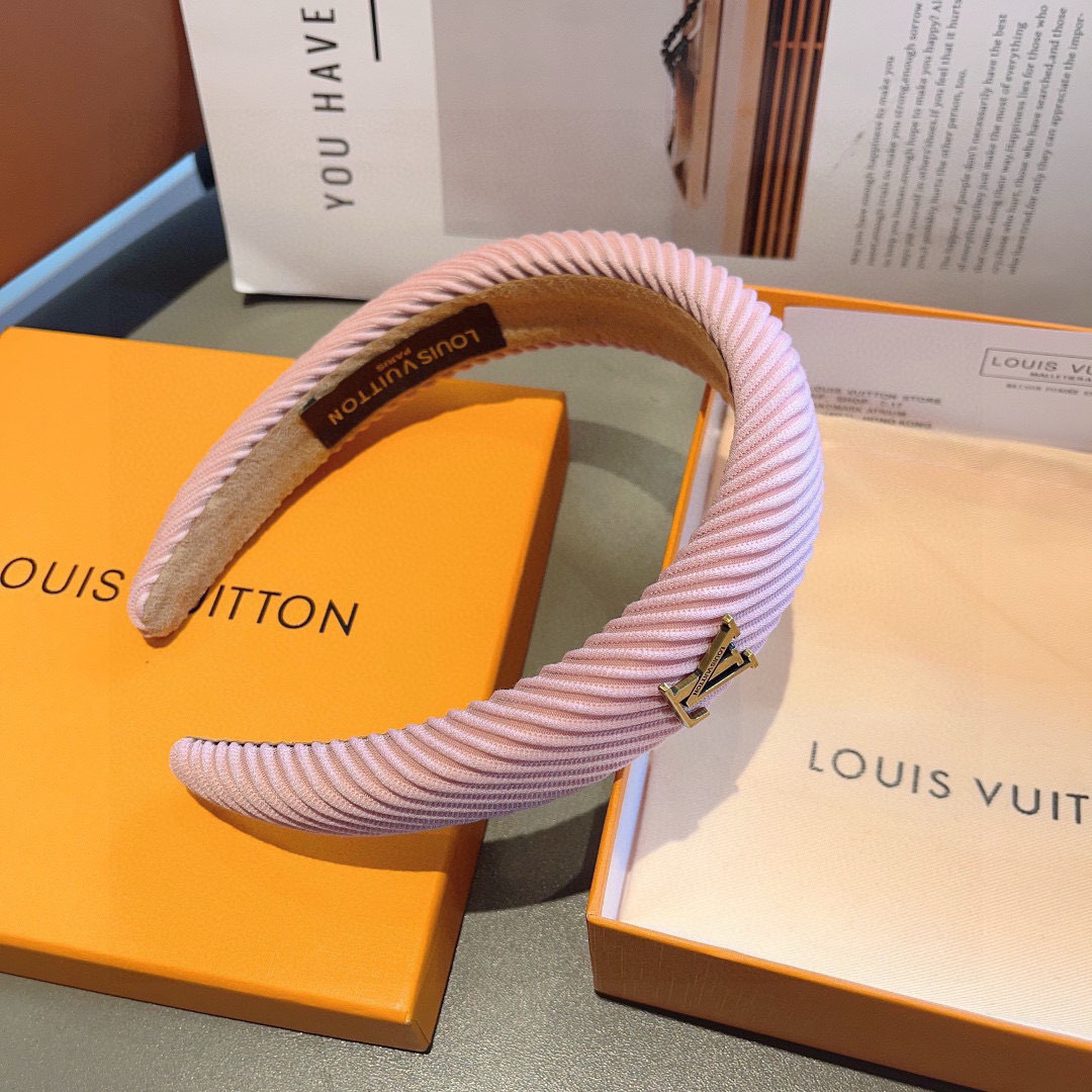 High quality fashionable and versatile headband, please add : 18859952090 if you need size guide