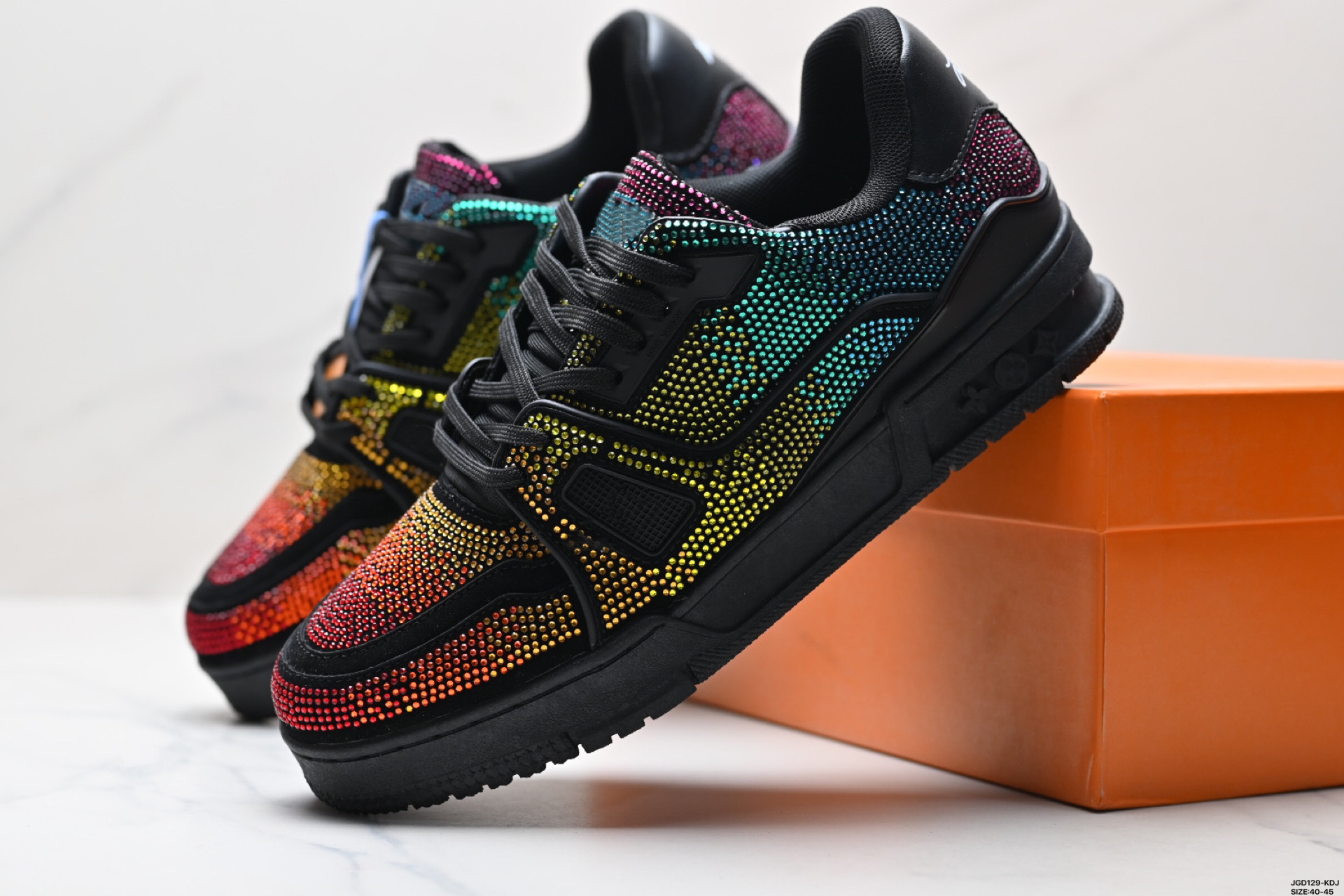 High quality diamond inlaid printed sports board shoes, please add : 18859952090 if you need size gui