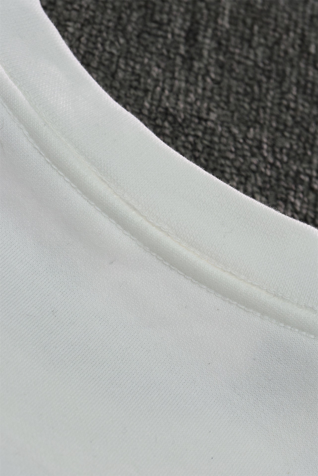 High quality simple color printed fleece round neck hoodie 1 pls add : 18030258501 if you need size guide
