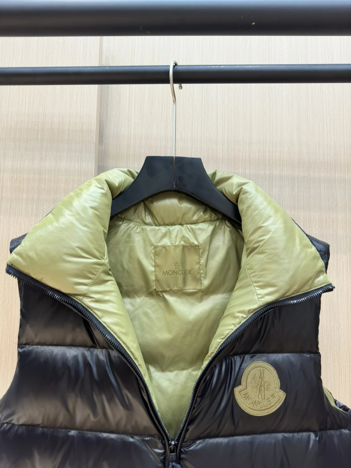 OWN - Casual vest 1